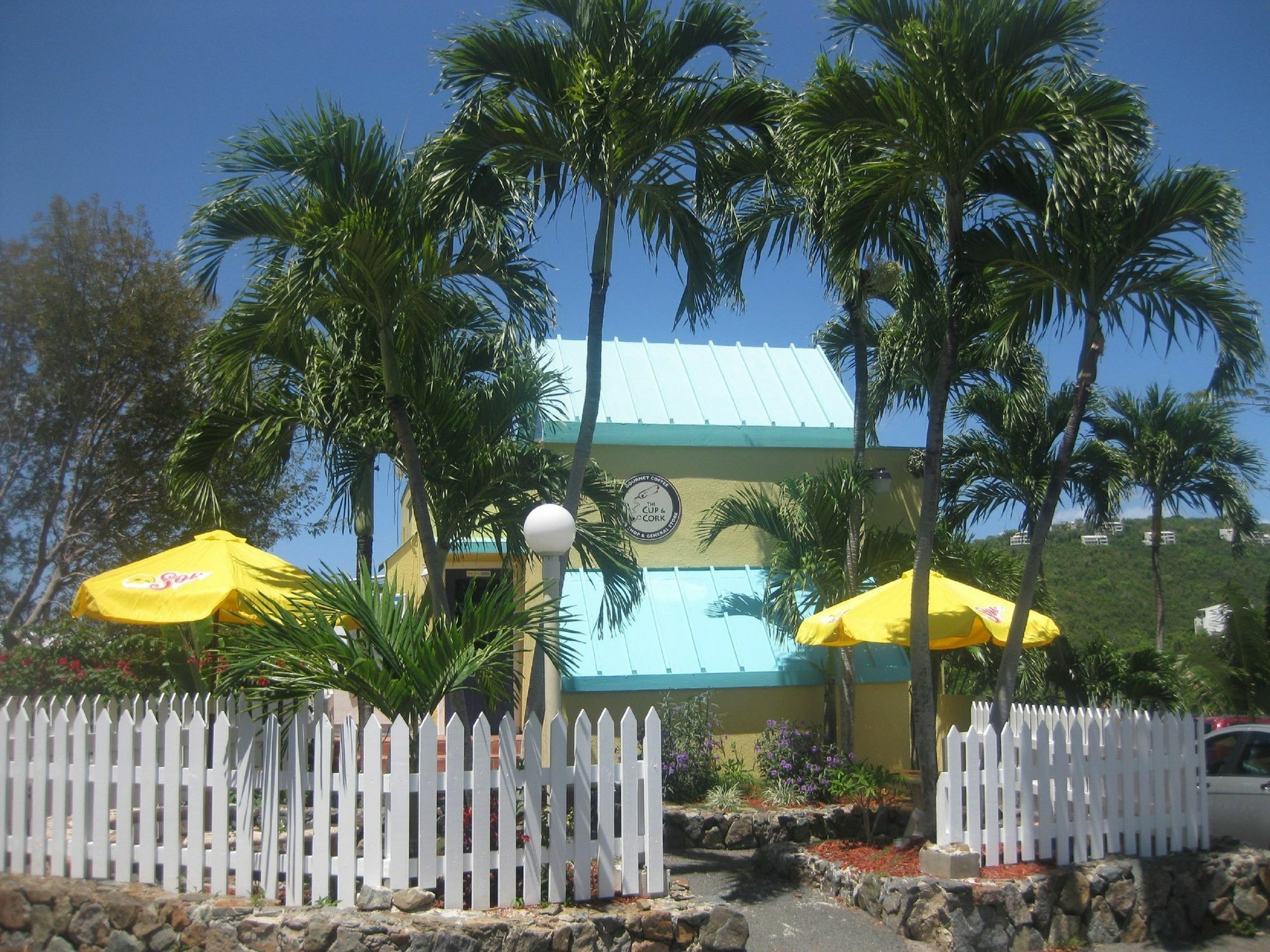 Flamboyan On The Bay Resort & Villas Canaan Exterior photo